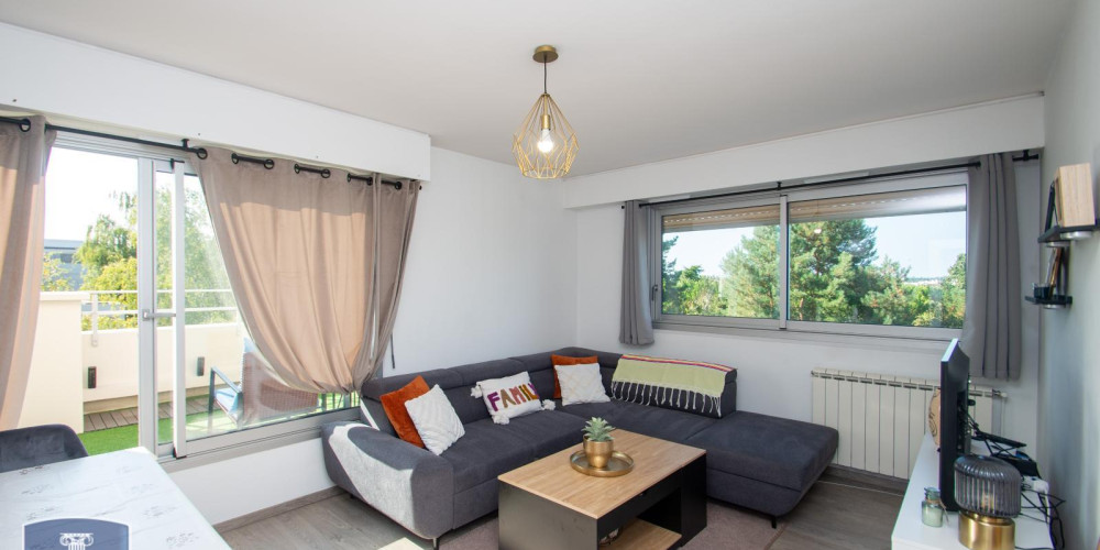 appartement à PAU (64000)