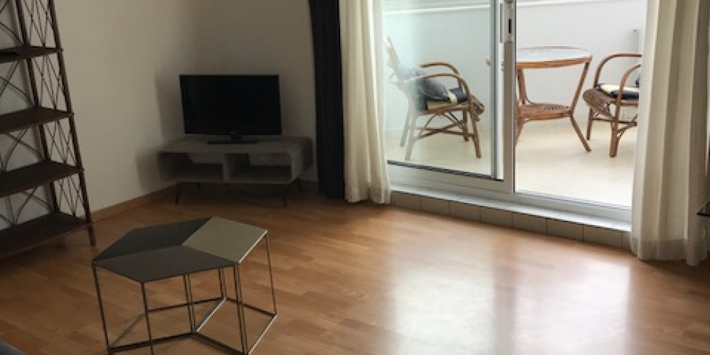appartement à PAU (64000)