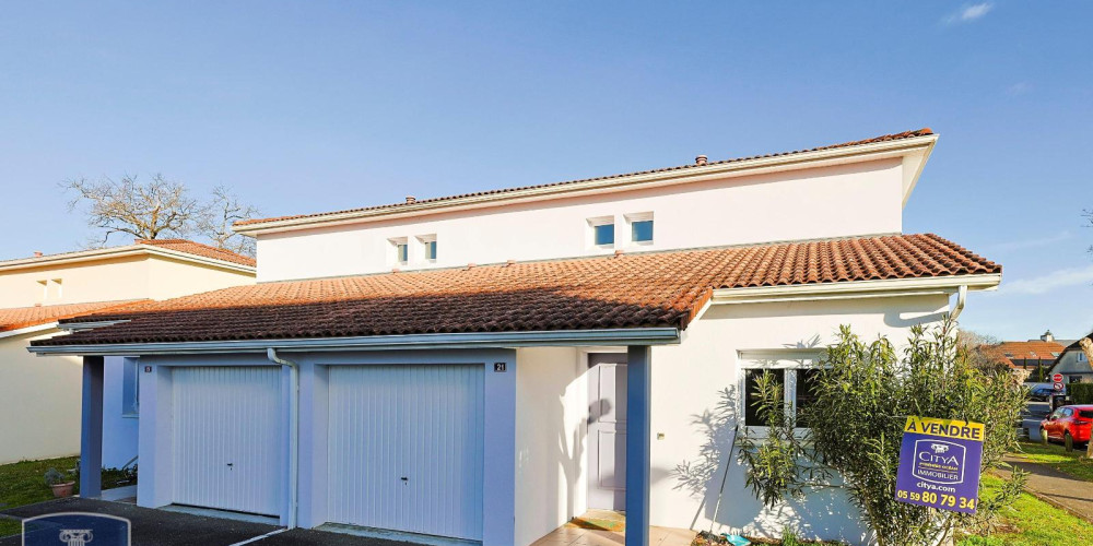 maison à PAU (64000)