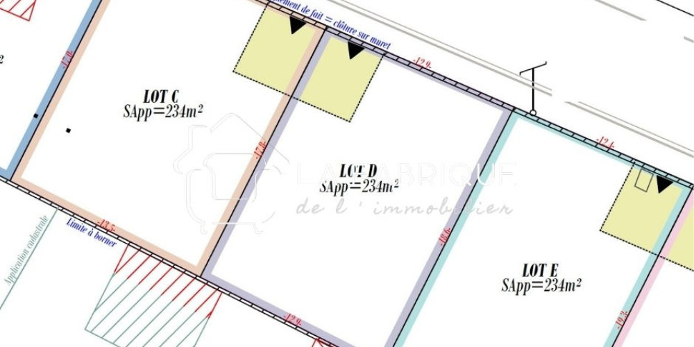 terrain à PAU (64000)
