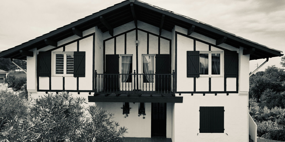 immeuble à BIDART (64210)
