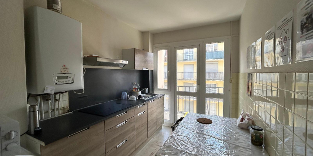 appartement à PAU (64000)