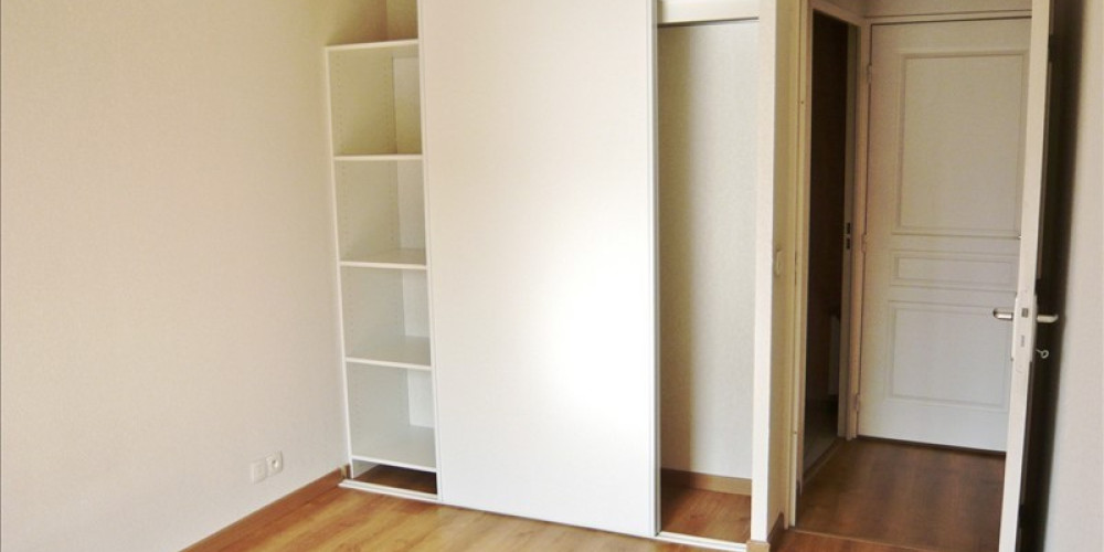 appartement à LONS (64140)