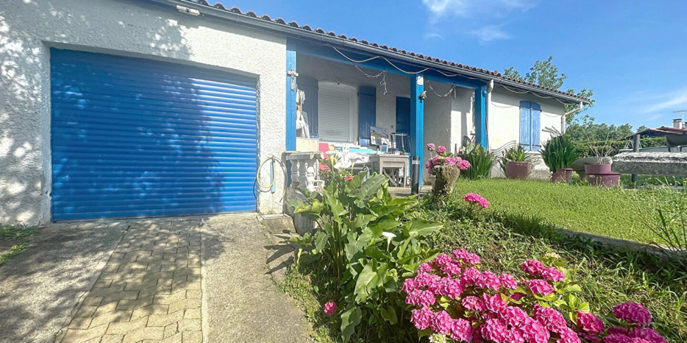 maison à URT (64240)
