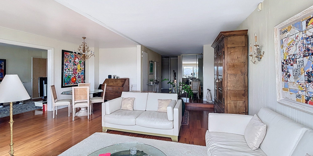 appartement à PAU (64000)