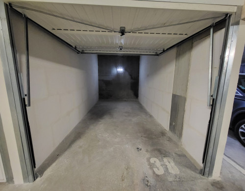 parking  ANGLET