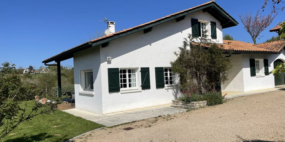 maison à USTARITZ (64480)