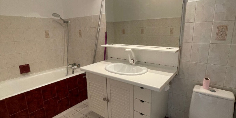 appartement à PAU (64000)