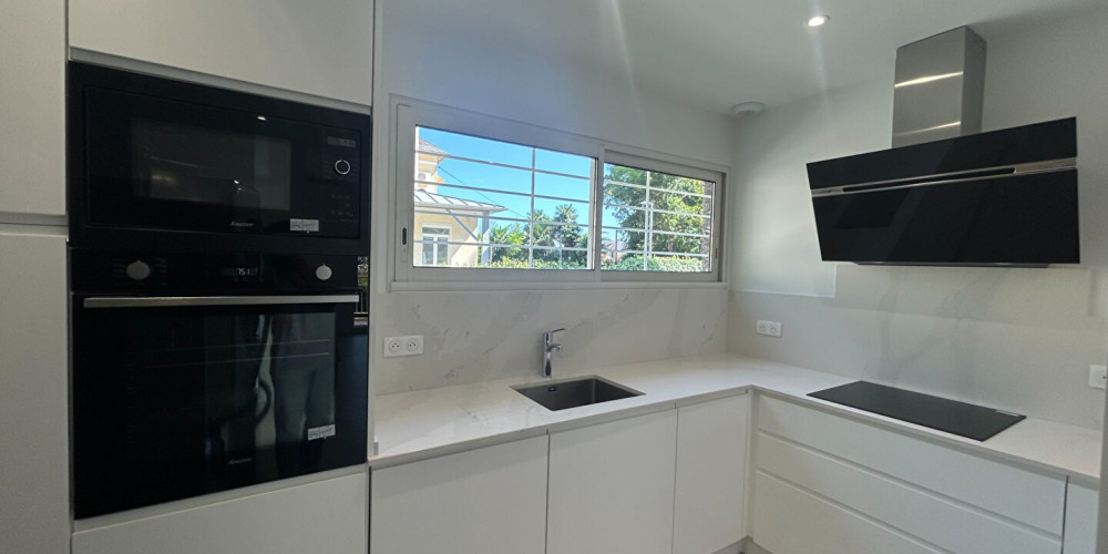 appartement à PAU (64000)