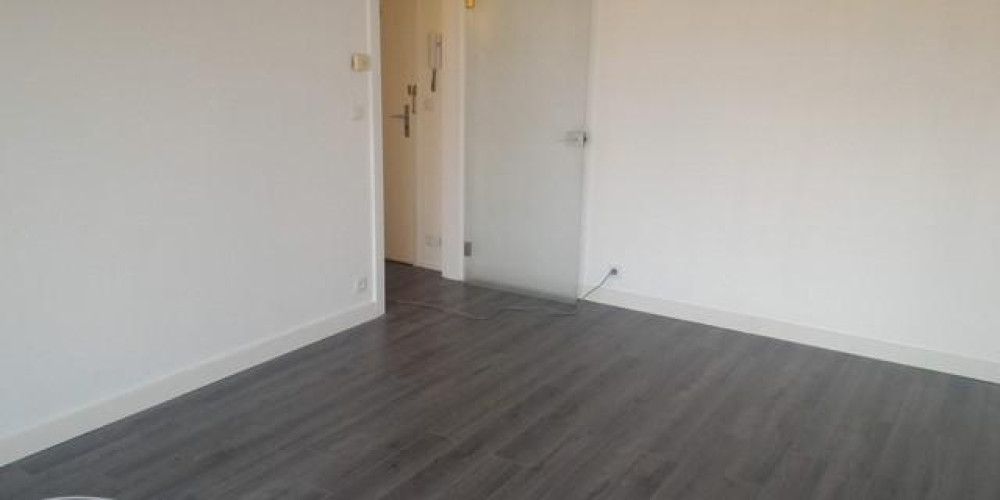 appartement à PAU (64000)