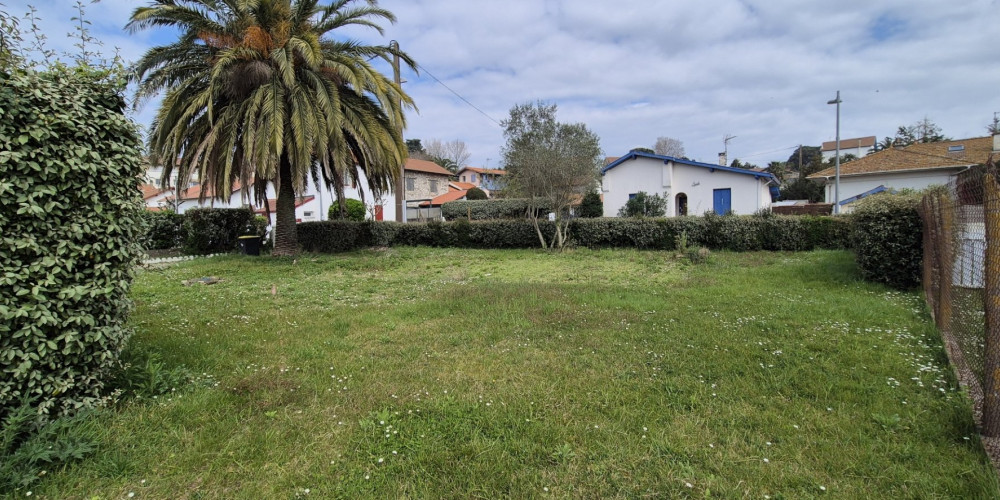 terrain à BOUCAU (64340)