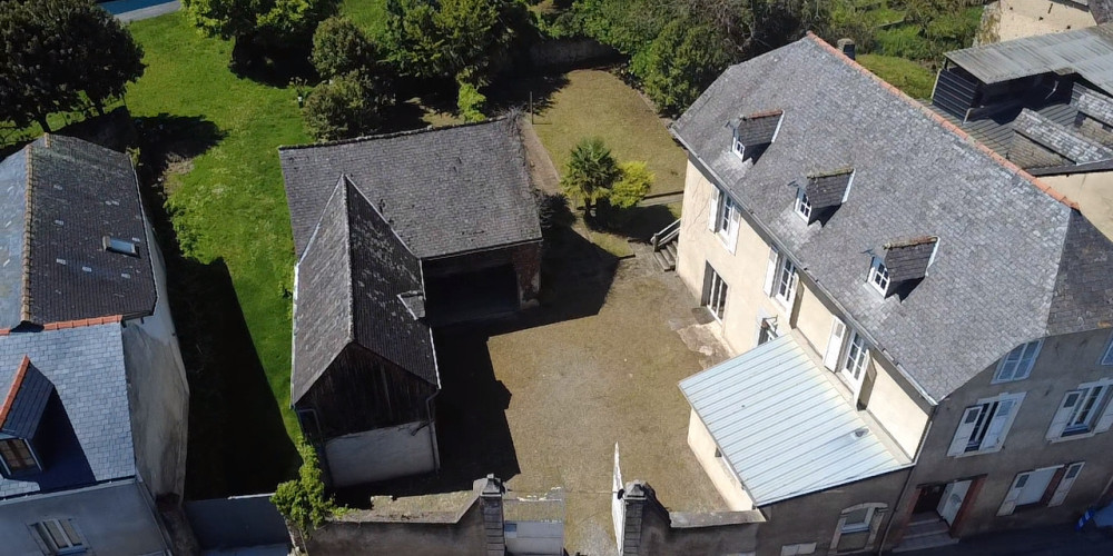 maison à PONTACQ (64530)