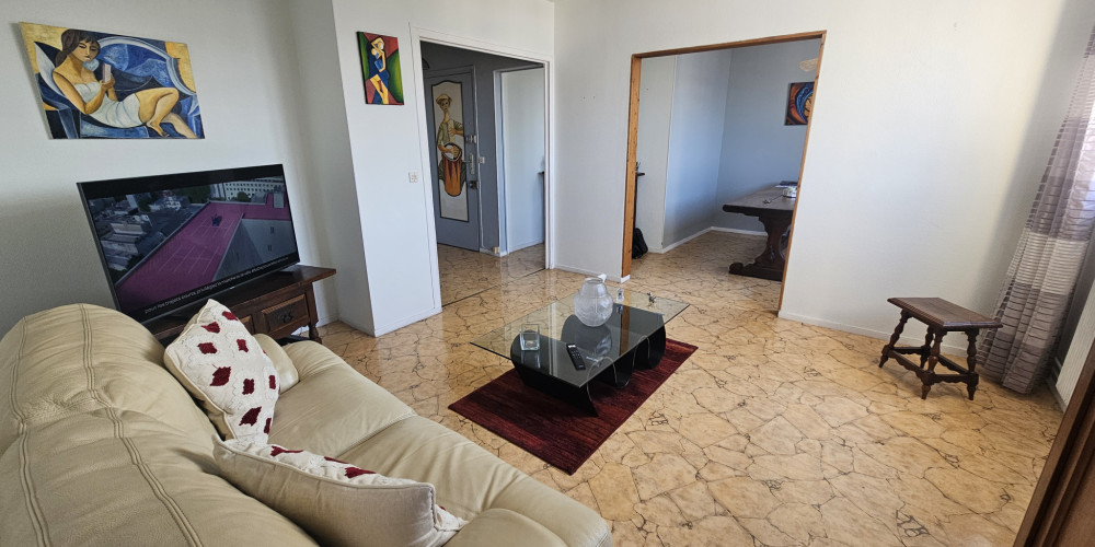 appartement à PAU (64000)