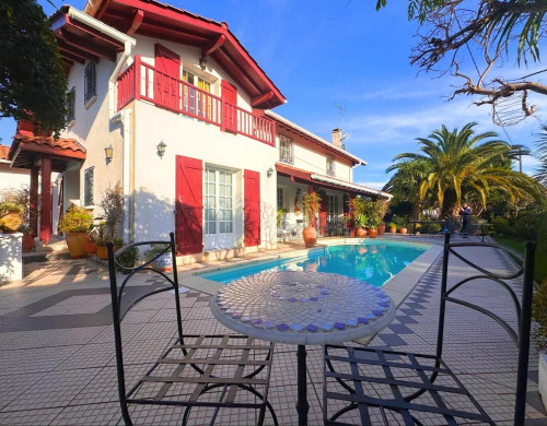 maison  ST PEE SUR NIVELLE