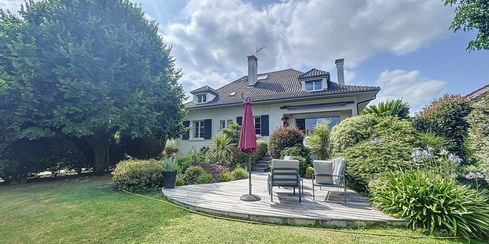 maison à PAU (64000)