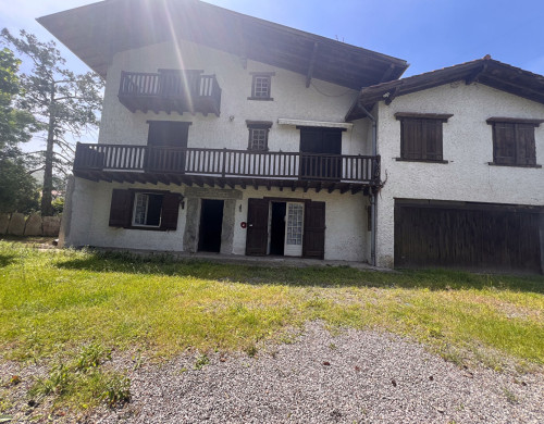 maison  URRUGNE
