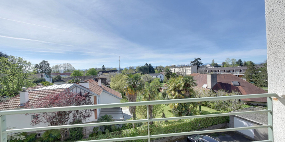 appartement à PAU (64000)