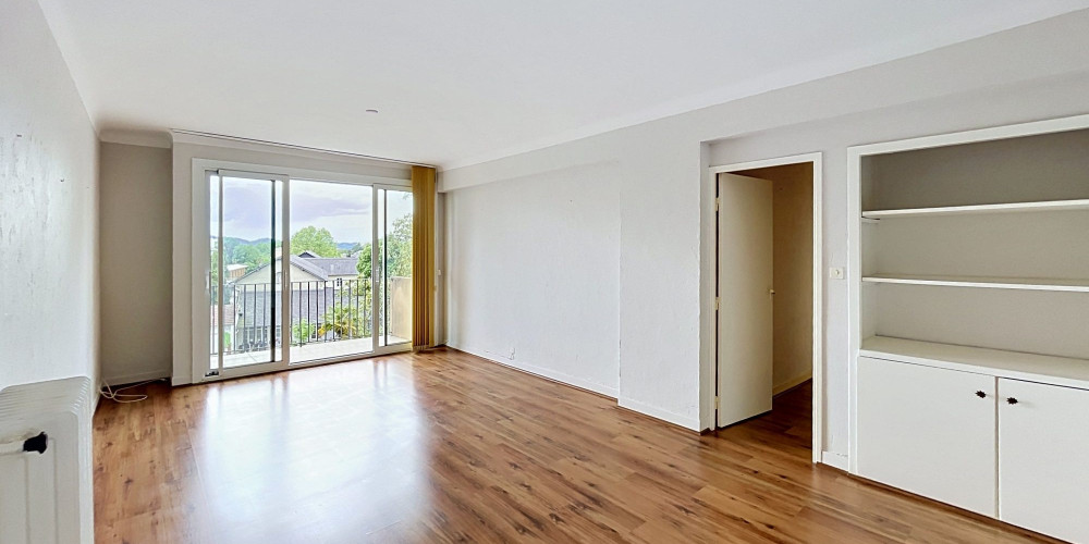 appartement à PAU (64000)