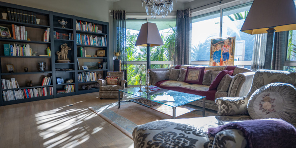 maison à LONS (64140)