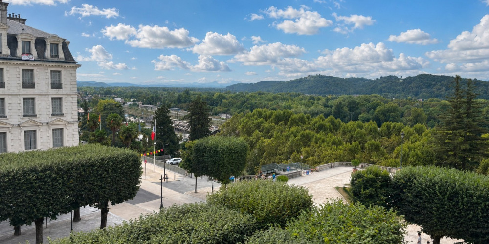 appartement à PAU (64000)
