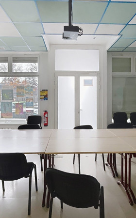 Local commercial  PAU