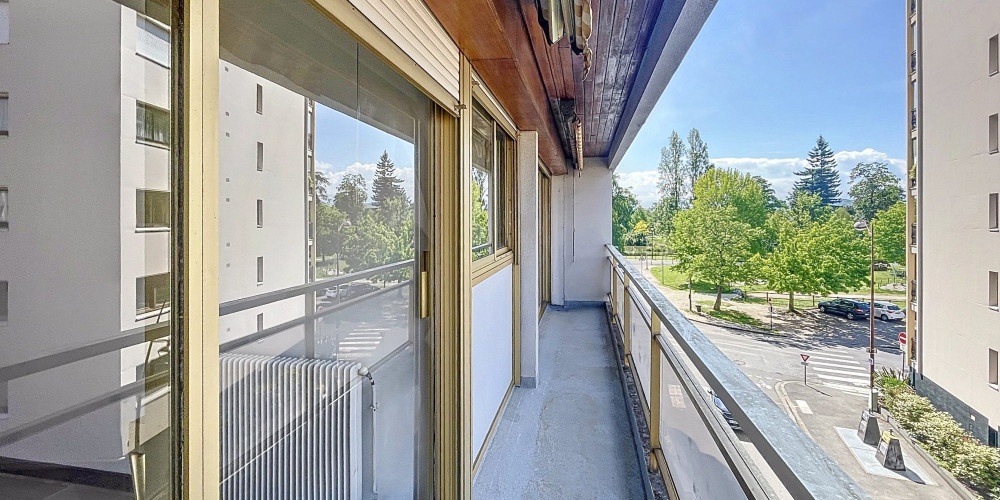 appartement à PAU (64000)