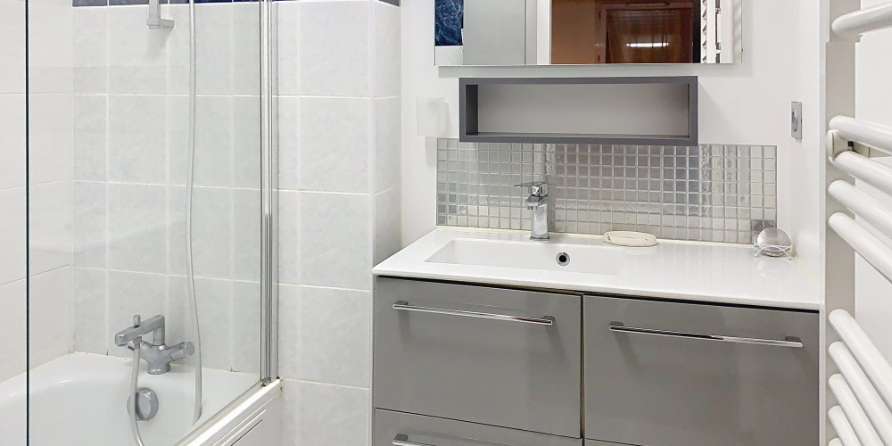 appartement à LONS (64140)