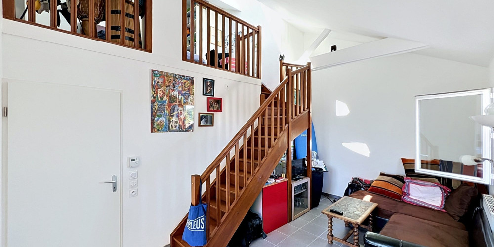 appartement à LONS (64140)