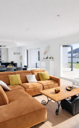 Maison  SERRES CASTET