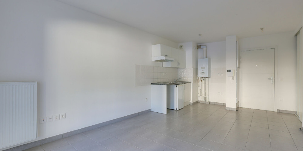 appartement à BASSUSSARRY (64200)