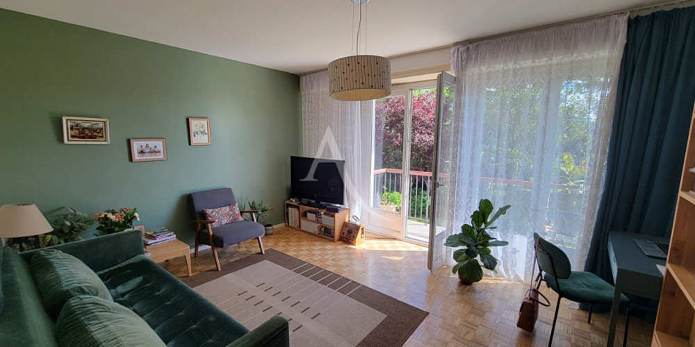 appartement à PAU (64000)