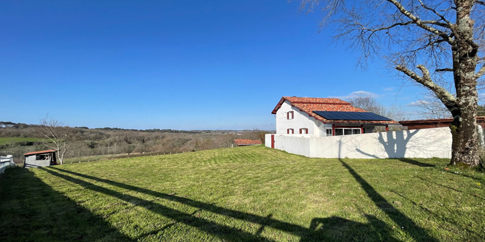 maison à AHETZE (64210)