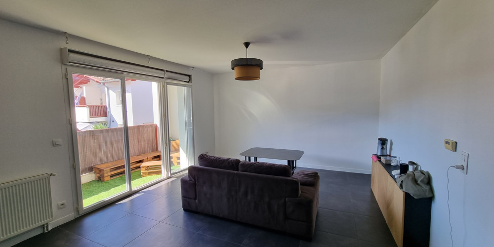 appartement à BASSUSSARRY (64200)