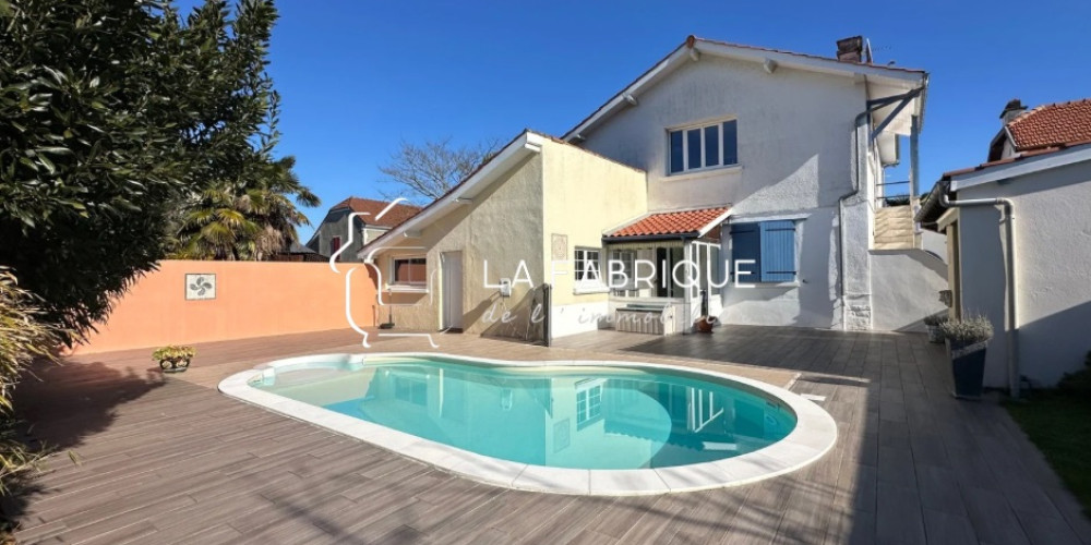 maison à GELOS (64110)