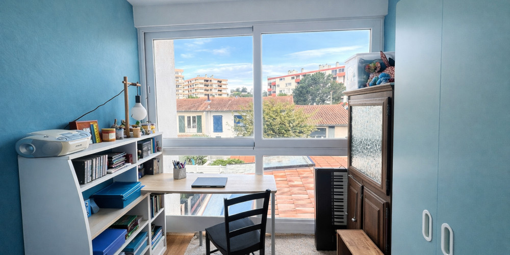 maison à CIBOURE (64500)