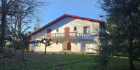 maison à ST PEE SUR NIVELLE (64310)