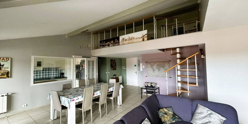 appartement à URRUGNE (64122)