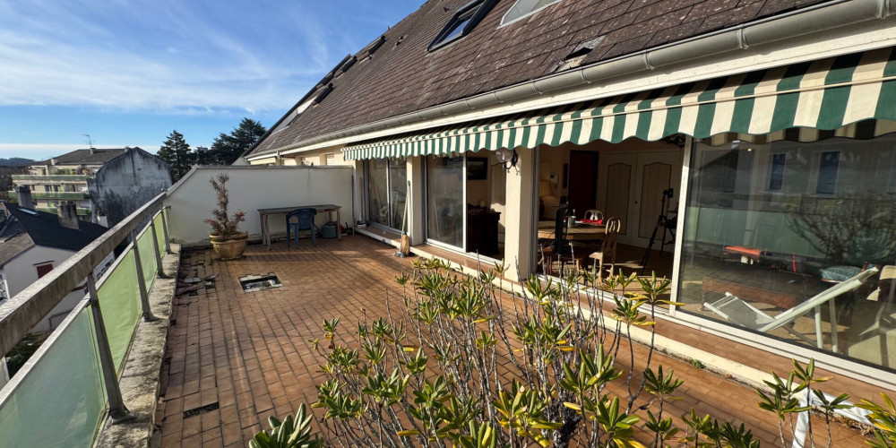 appartement à PAU (64000)