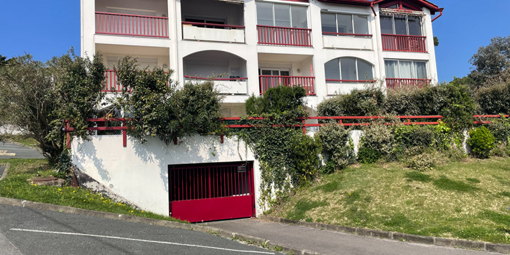 parking à BIDART (64210)