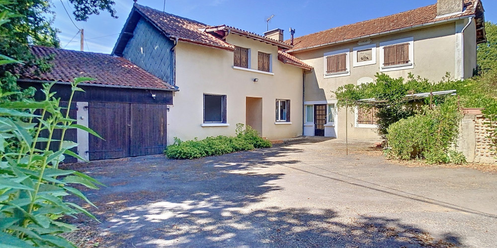 maison à GARLIN (64330)