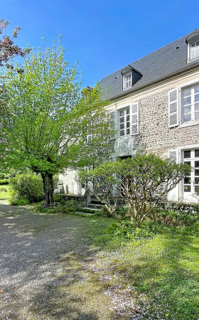 Maison  SERRES CASTET