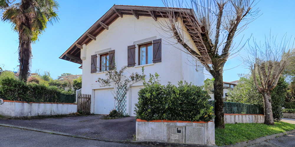 maison à GUETHARY (64210)