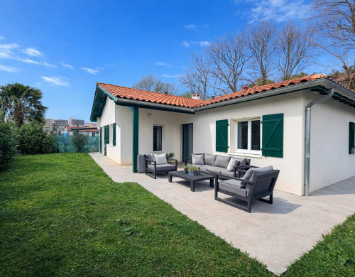 maison  ST PEE SUR NIVELLE