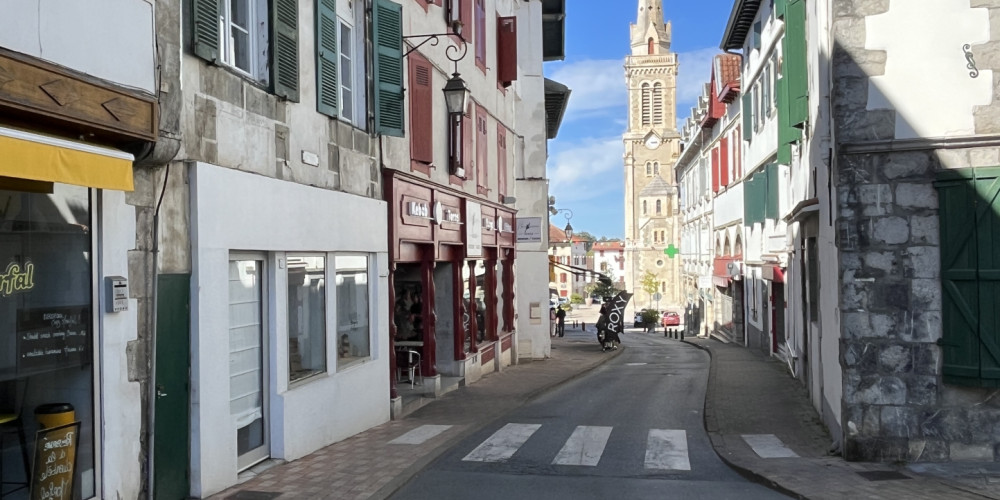 appartement à HASPARREN (64240)