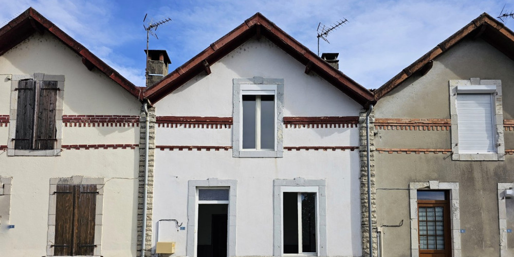 maison à PUYOO (64270)
