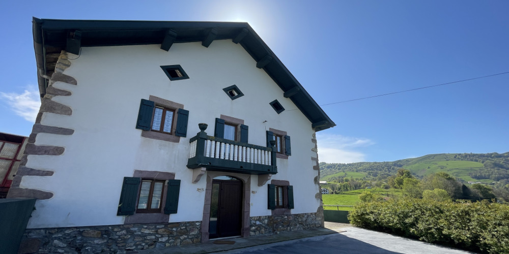 maison à ALDUDES (64430)