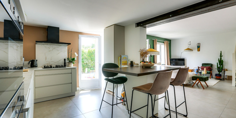 appartement à BASSUSSARRY (64200)