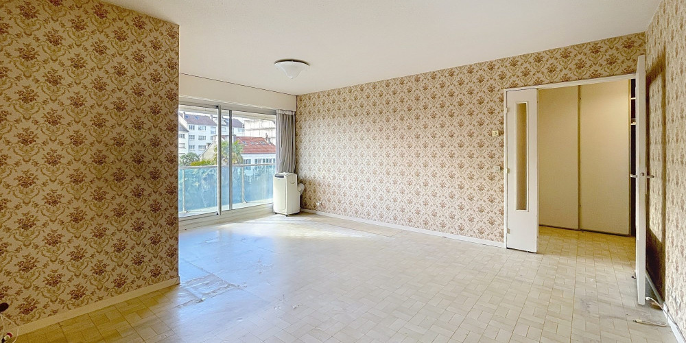 appartement à PAU (64000)