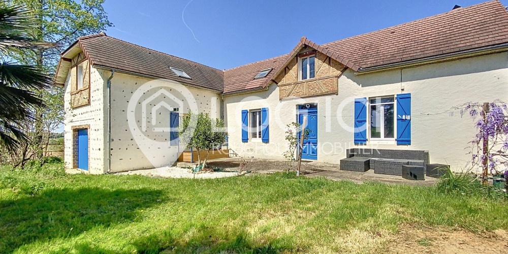 maison à LEMBEYE (64350)