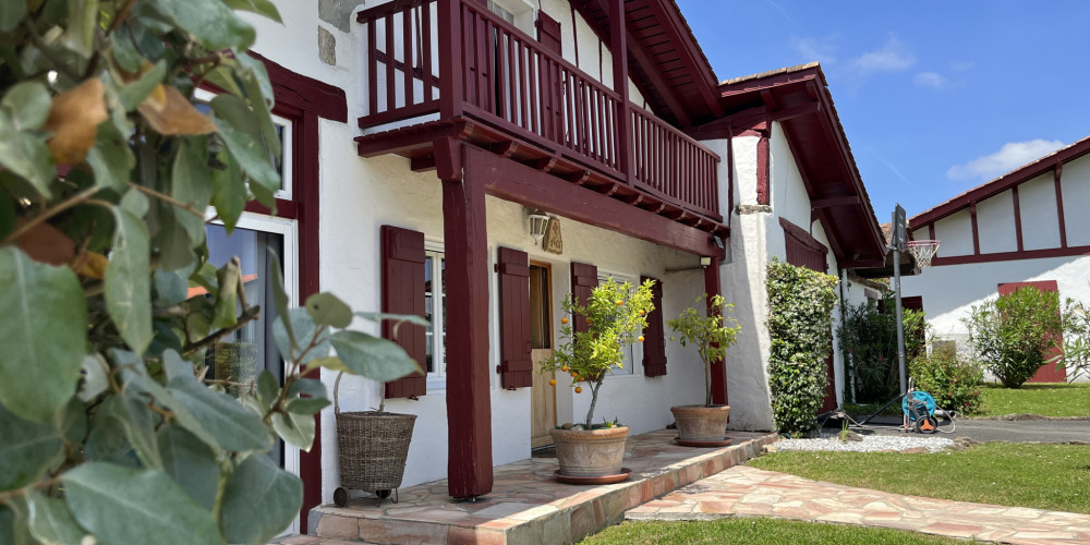 maison à MOUGUERRE (64990)